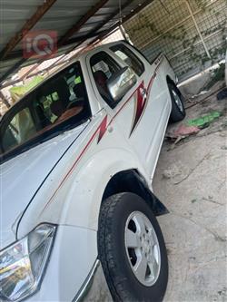 نيسان نافارا